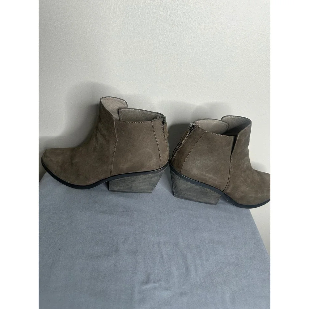 Eileen Fisher Women Taupe Leather Pointed Toe Ankle Booties Block Heel Size 9.5